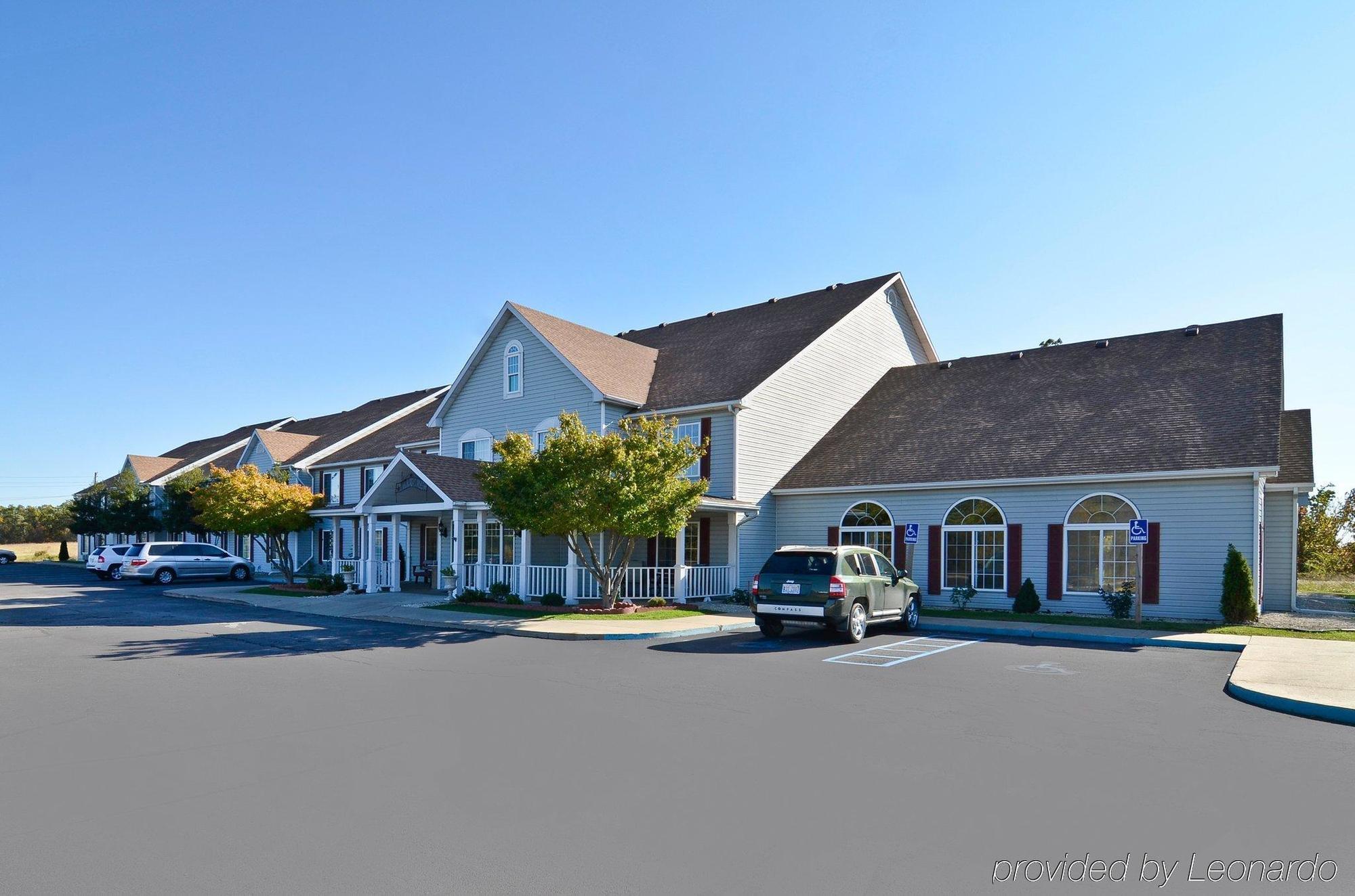 Super 8 By Wyndham Lake Of The Ozarks Eldon Ngoại thất bức ảnh