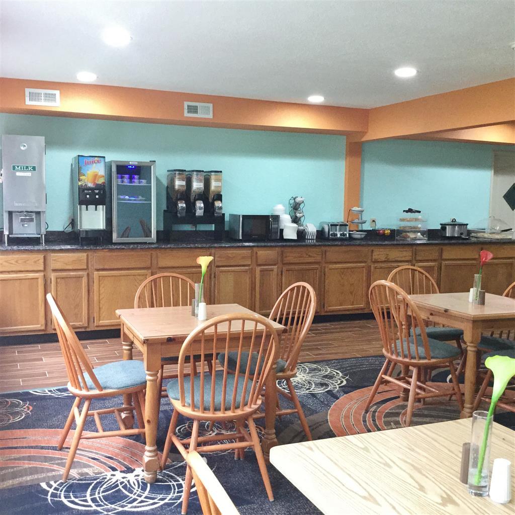 Super 8 By Wyndham Lake Of The Ozarks Eldon Tiện nghi bức ảnh