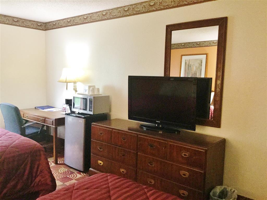 Super 8 By Wyndham Lake Of The Ozarks Eldon Phòng bức ảnh
