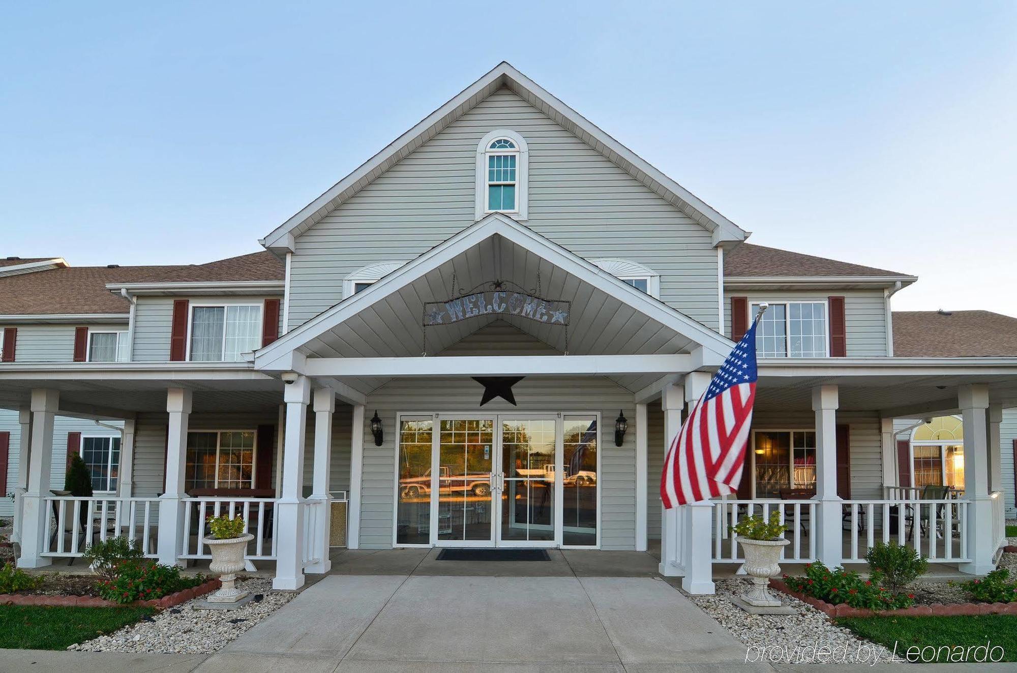 Super 8 By Wyndham Lake Of The Ozarks Eldon Ngoại thất bức ảnh